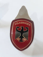 Cargar imagen en el visor de la galería, Emblema/Escudo/Insignia para el capot Fusca