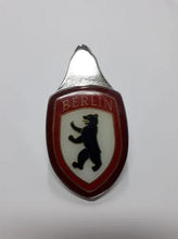 Cargar imagen en el visor de la galería, Emblema/Escudo/Insignia para el capot Fusca